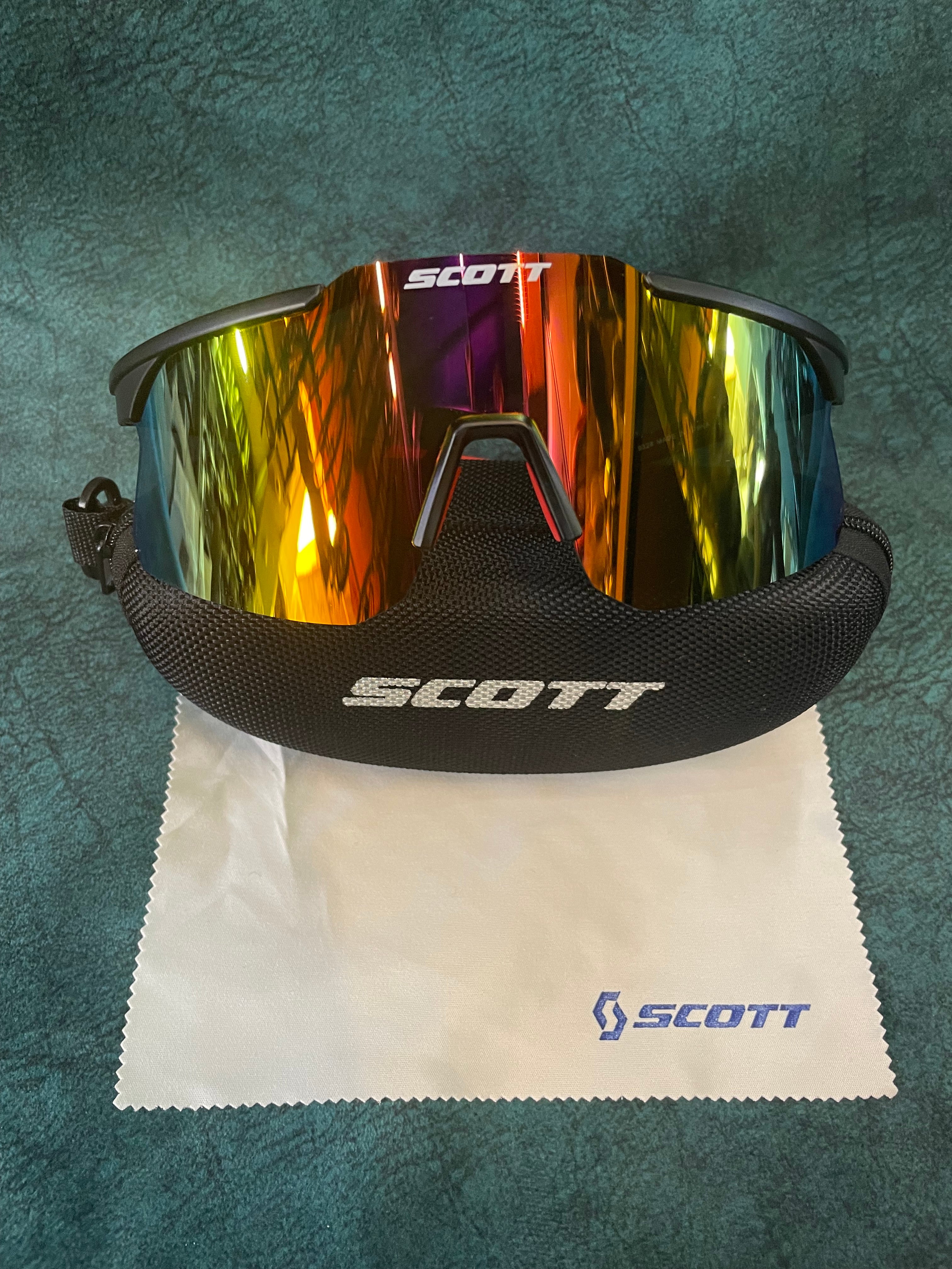 lunettes  Scott